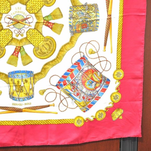 Authentic HERMES Carre 90 Scarf "LES TAMBOURS" Silk Red - Picture 6 of 12